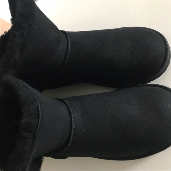 Mini cuff uggs - Picture 3 of 7